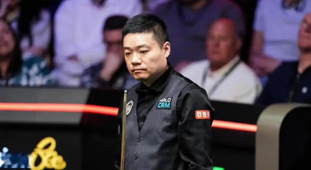 英锦赛前临时排名‌公布，‌丁俊晖‌因旧积分到期扣除跌至‌第23位‌。因赛事种子线