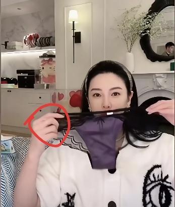 最近发现，张雨绮卖内裤倒成了真顶流。说实话，这次我是真香了。从前聊起张雨绮