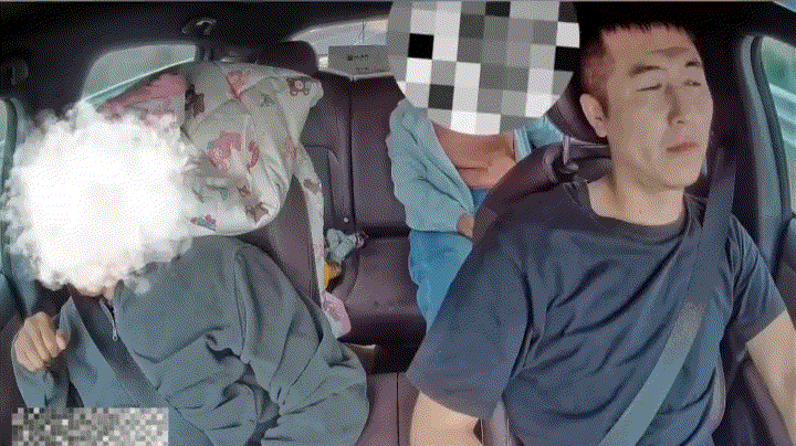 一巴掌打清醒了！甘肃，一位大妈带着家里的老人打车出门，车开在路上，她发现司机不对