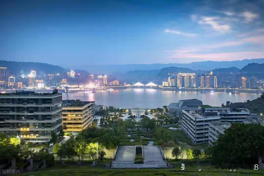 藏不住了！万州又添两大王牌，游客挤爆、居民笑开花的真相是这2026年元旦的