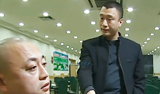 大家发现了吗？孙红雷哪儿都好，但他有一个很严重的问题那就是他最近这些年已