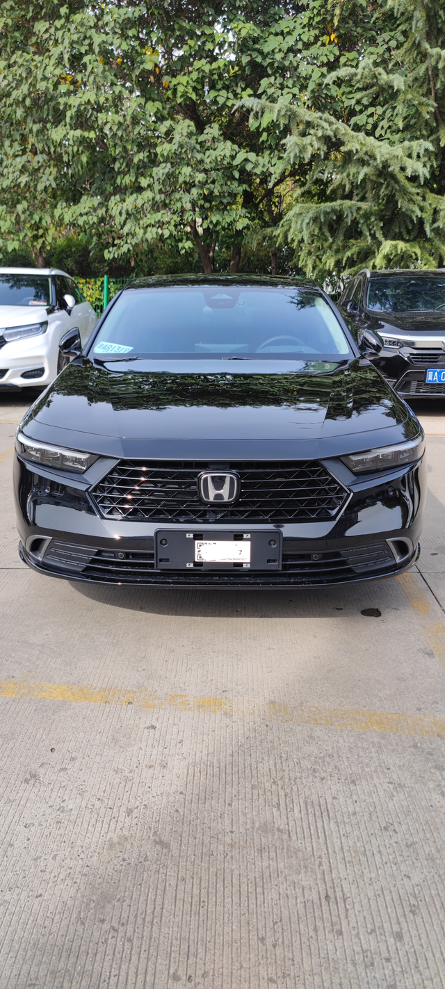 最终还是提了11代雅阁终于提车了，11代雅阁卓越版。车价213800，优惠5