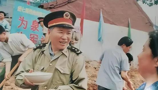 驻河南部队并入济南军区，后勤却归总后管，政委反映多年才要回去“1992年腊月的