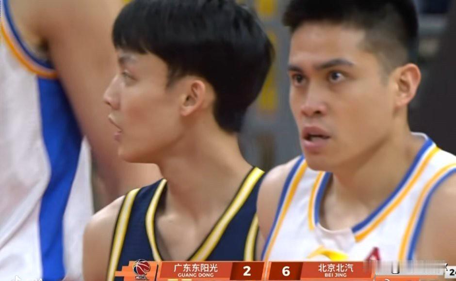北京的陈盈骏恰恰就是徐杰最好的学习模板。徐杰球商和灵气没得说，但身体短板太致命。