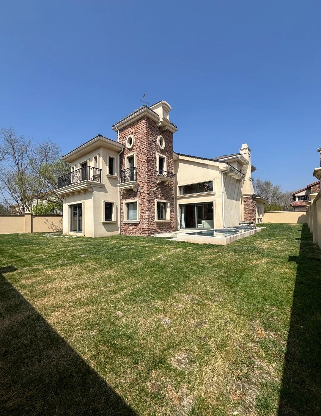 2000W预算里面，最好的独栋别墅！不是老破小买不起，是大花园独栋更有性价比地