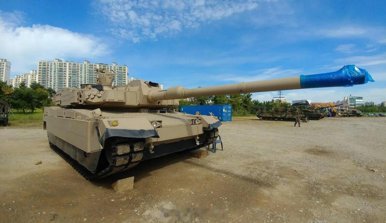 伊拉克计划从韩国采购多种武器系统，包括K2坦克和K9自行火炮据报道，韩国制造的