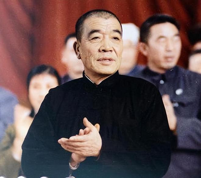 陈永贵升任副总理后，许世友向他祝贺，但陈永贵却叹了口气说，我在中央太受气了！这