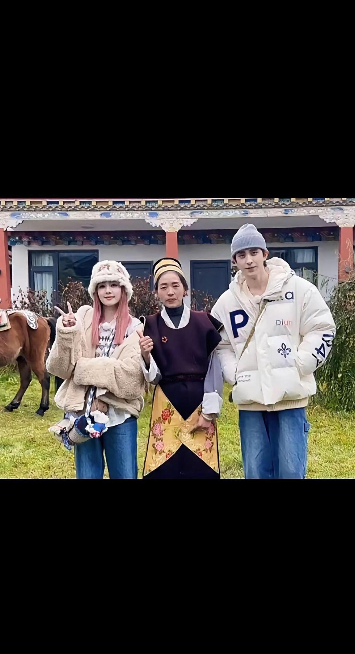 《白月梵星》杀青半年了，没宣发没热搜，但抖音路透刷出五千万播放。白鹿刚拍完就去