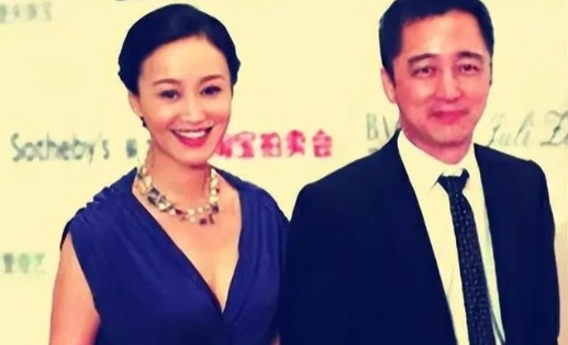 当年，赵子琪爱上有妇之夫的杨柳，杨柳果断为她离婚，可是没过多久杨柳却移情别恋，多
