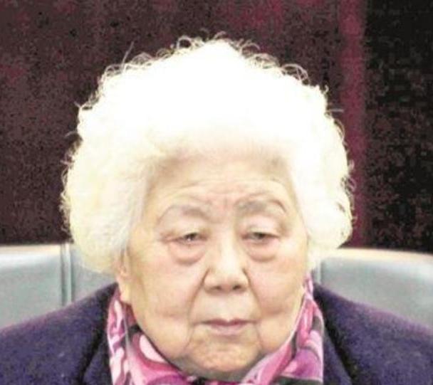 1949年，渣滓洞血流成河，多少革命者倒在了黎明前最后一夜，可有个女人，背着儿子