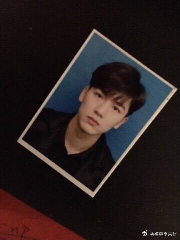 18或者19年的张凌赫