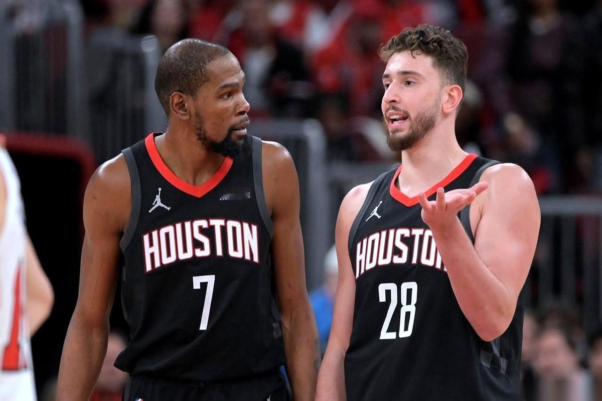 NBA名嘴A·史密斯最近的一段西部格局分析，硬是把我看乐了。在他眼里，雷霆、森