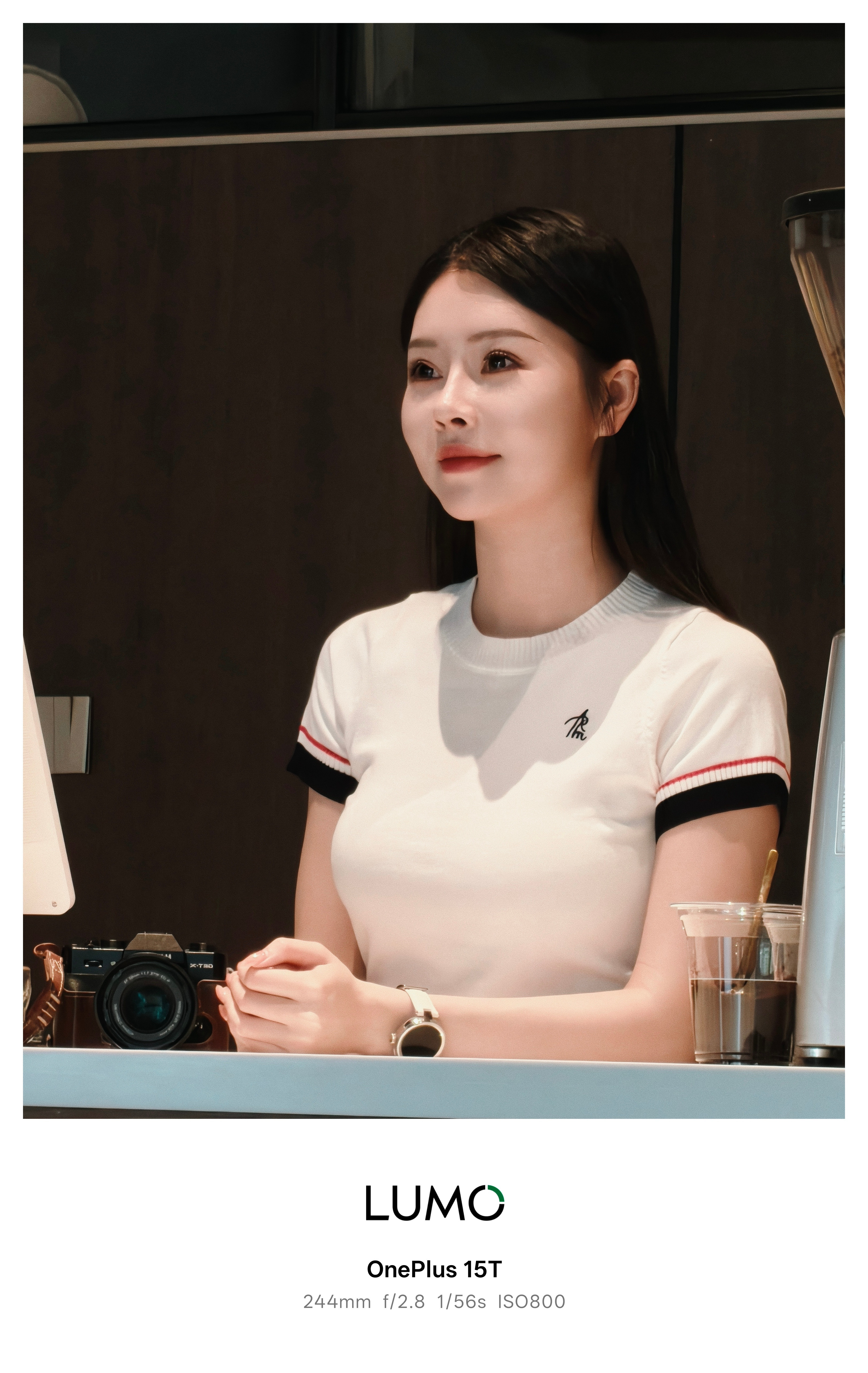 一加15T长焦拍人确实不错，我随手抓拍了两张，分别是244mm和85mm两张图