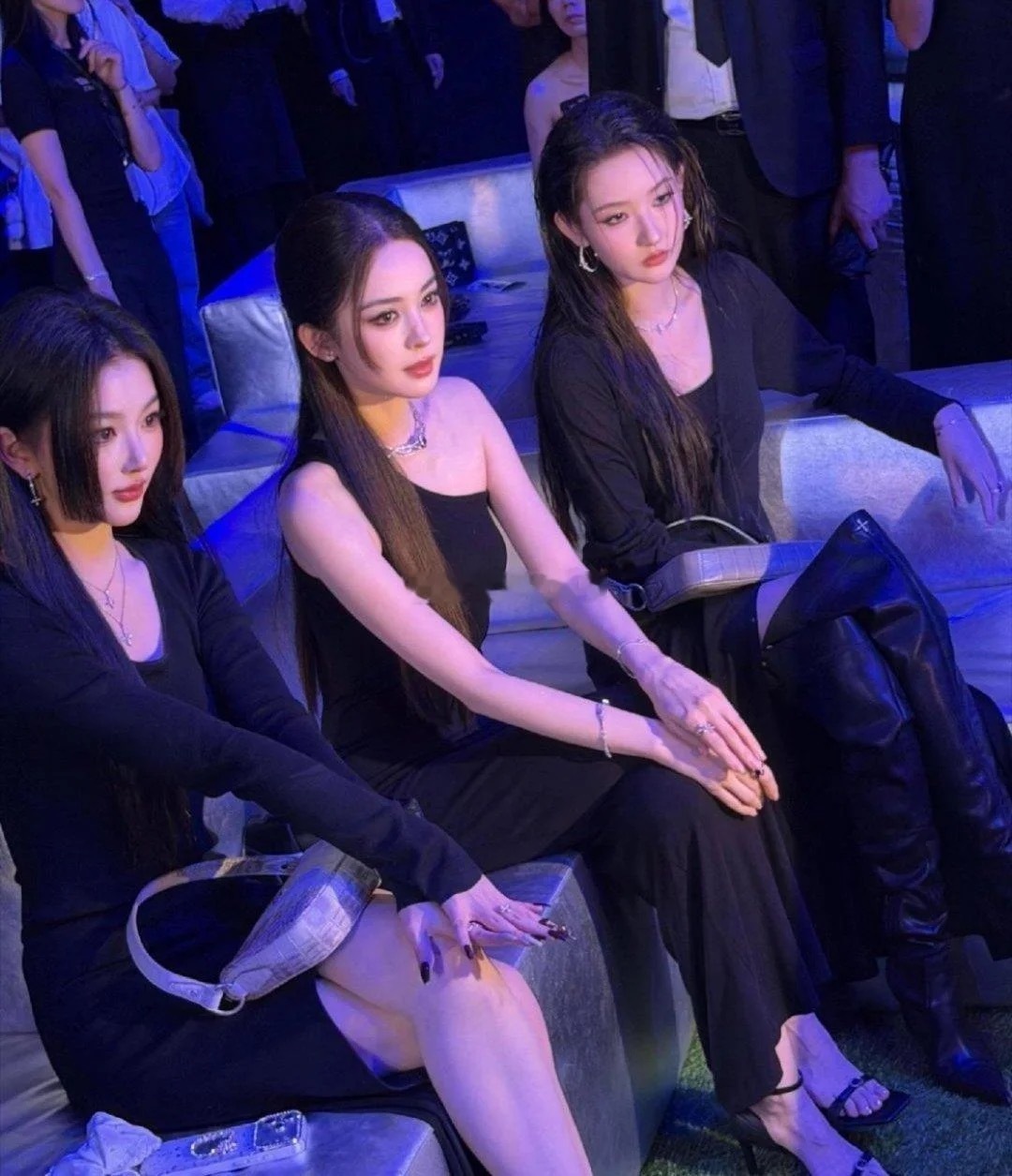 好权威的三张脸啊，娜扎可以说是内娱顶美了吧​​​