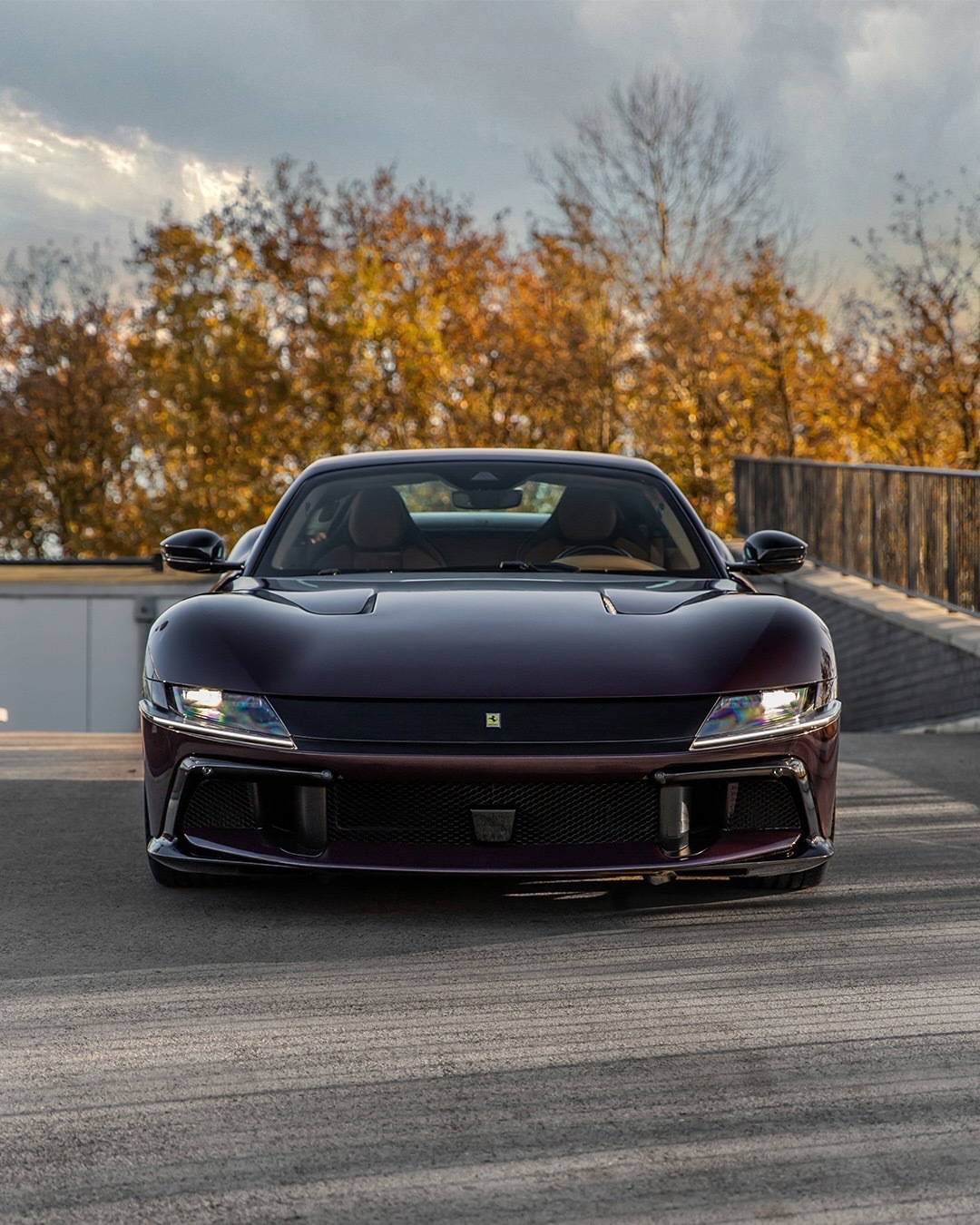 法拉利12CilindriSpider。就像艺术品一样，随着你长时间地凝视这辆耀