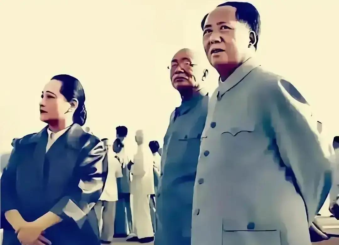 宋庆龄先生曾深情地说：“毛主席对我的称呼，从孙夫人到庆龄先生，再到亲爱的大姐，称呼的嬗变，说明我们都