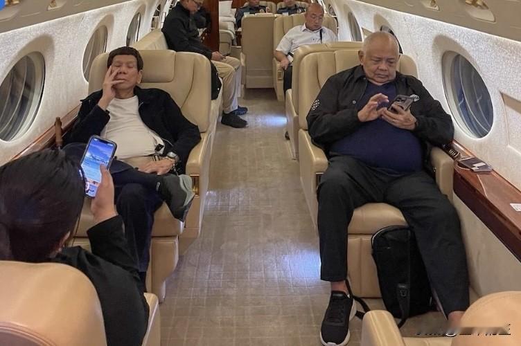 菲律宾前总统杜特尔特的辩护团队对国际刑事法院委托的三位医学专家的体检结果提出强烈