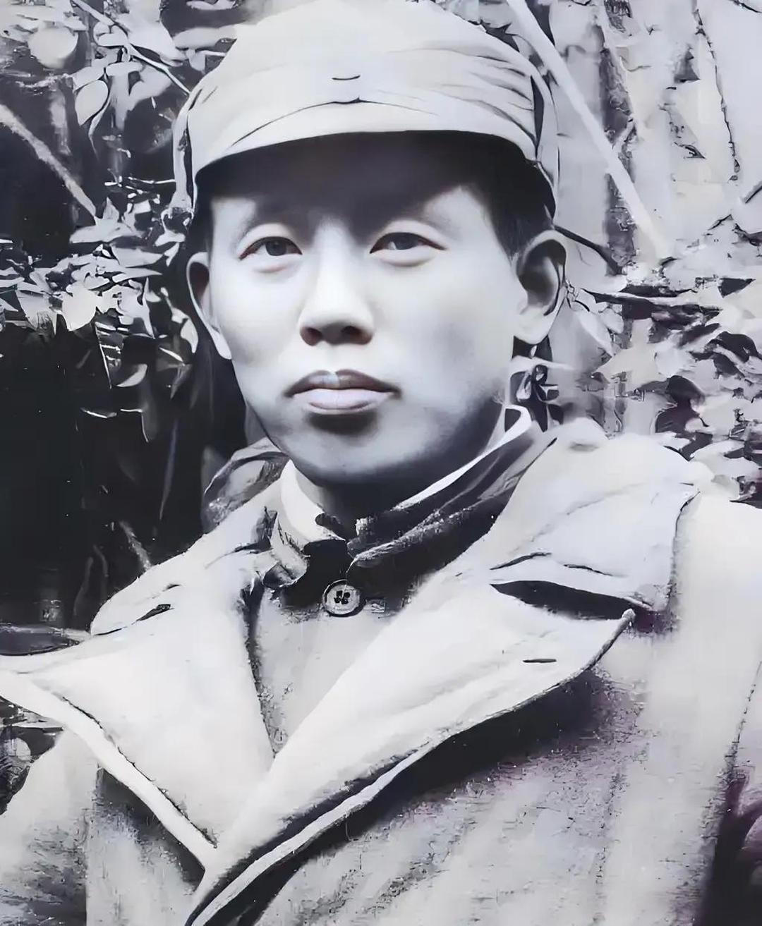 解放上海牺牲的我军最高职务指挥员胡文杰他是江苏丹阳人，1916年出生，早年