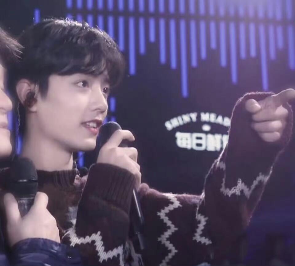 小猫咪真好看🐈⬛肖战向全世界安利我担