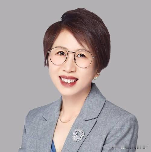 赵宏这人也真是离谱明明也就是演艺圈里一个小角色一个配角跑出来给劣迹艺人洗地