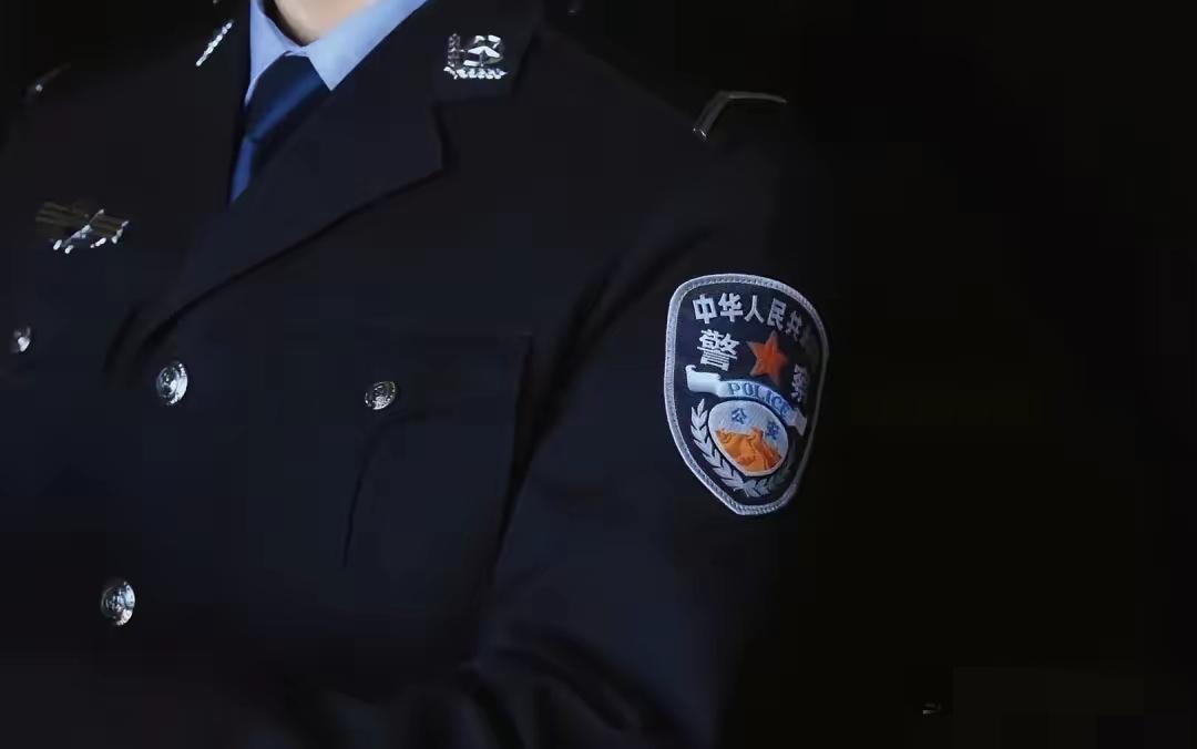 知乎问题：中国警察有多强？中国警察最强的地方是：在一线警力严重不足，基层经费严