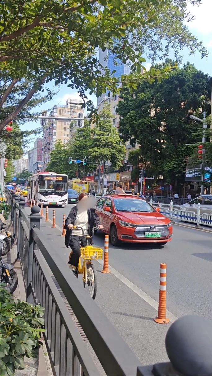 只要你承认电动自行车是非机动车，限速25公里自然不是问题！剩下的限速25公里就