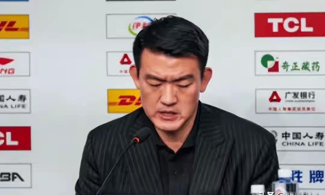 王博公开捧场潜力赛，却把老将扔进赛场——篮协的面子，要用球员的生涯来垫？赵岩昊