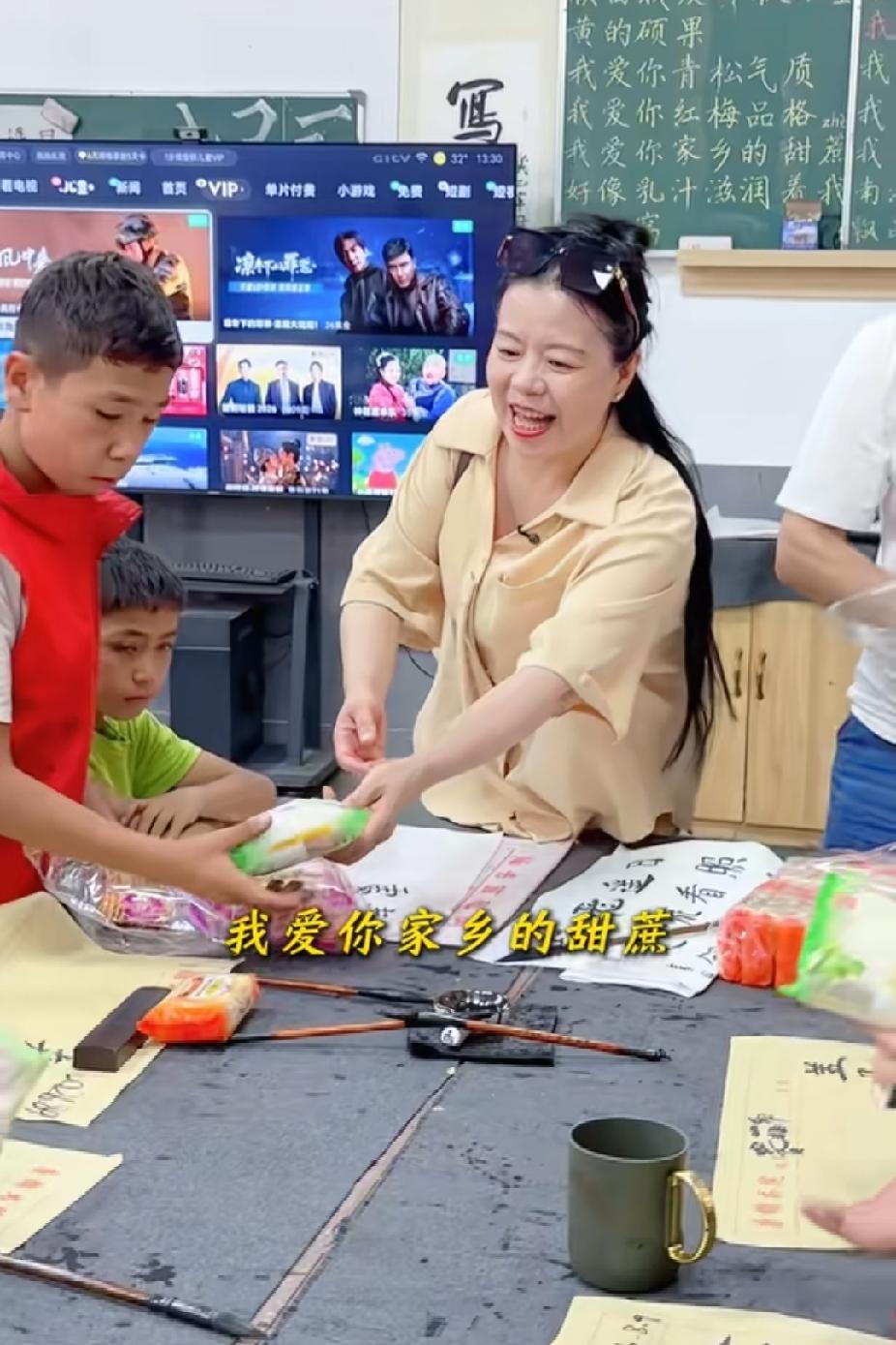 柴桑大姐直播最新信息：事情己明了，他们已经无路可走。提起最近一些人的言论与行