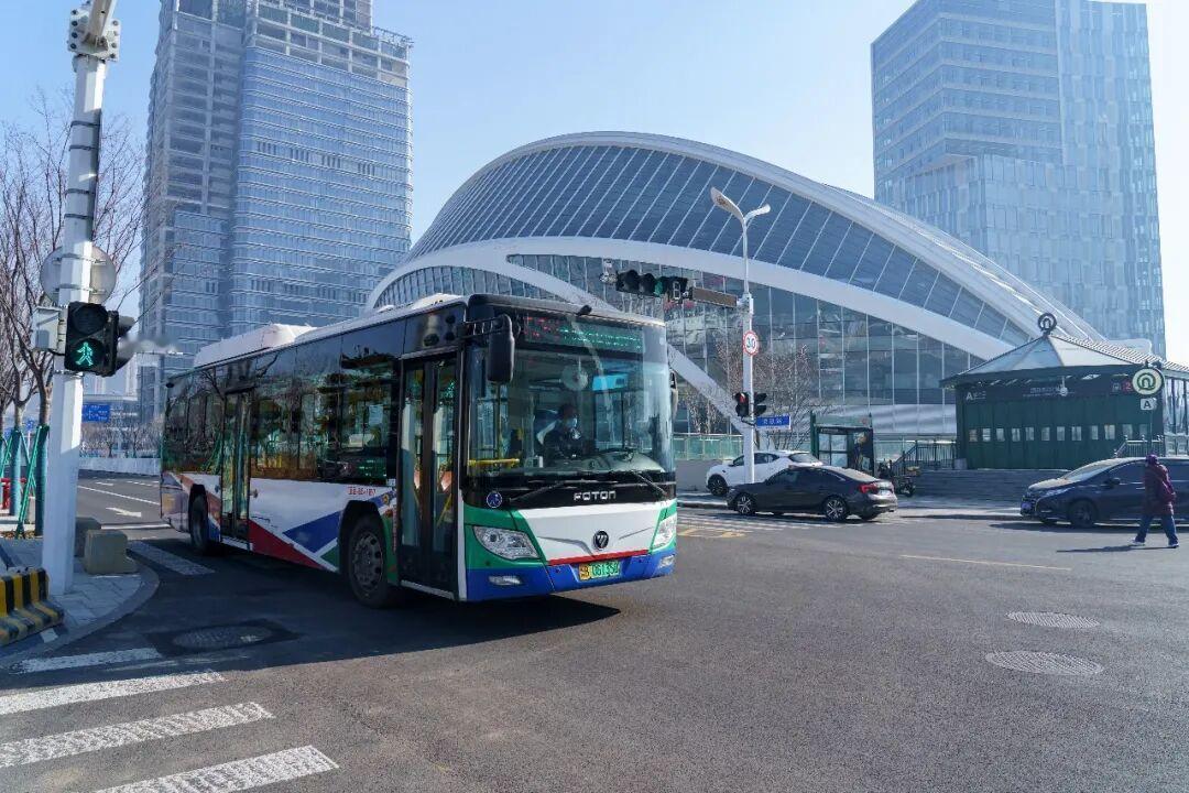 冬日生活打卡季自1月13日起，结合铁路青岛北站西广场公交场站功能调整以及邮轮母港