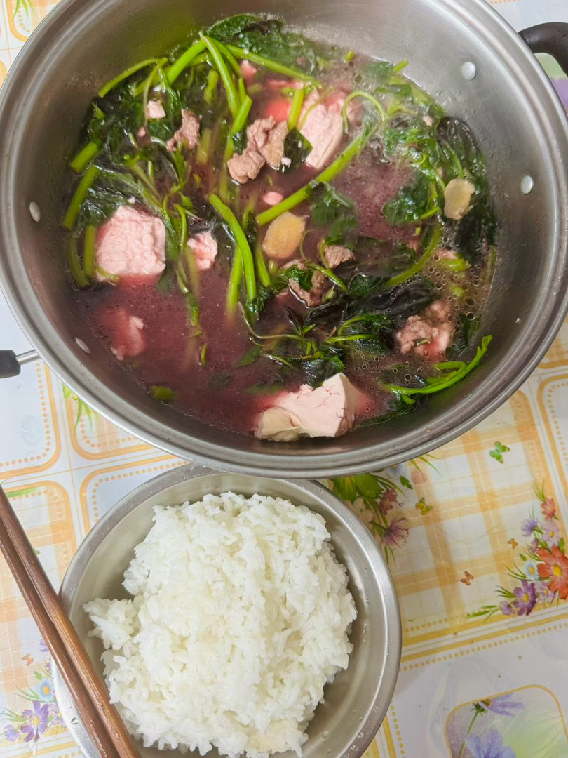 一个人的晚餐，简简单单又一餐[红脸笑]​​​