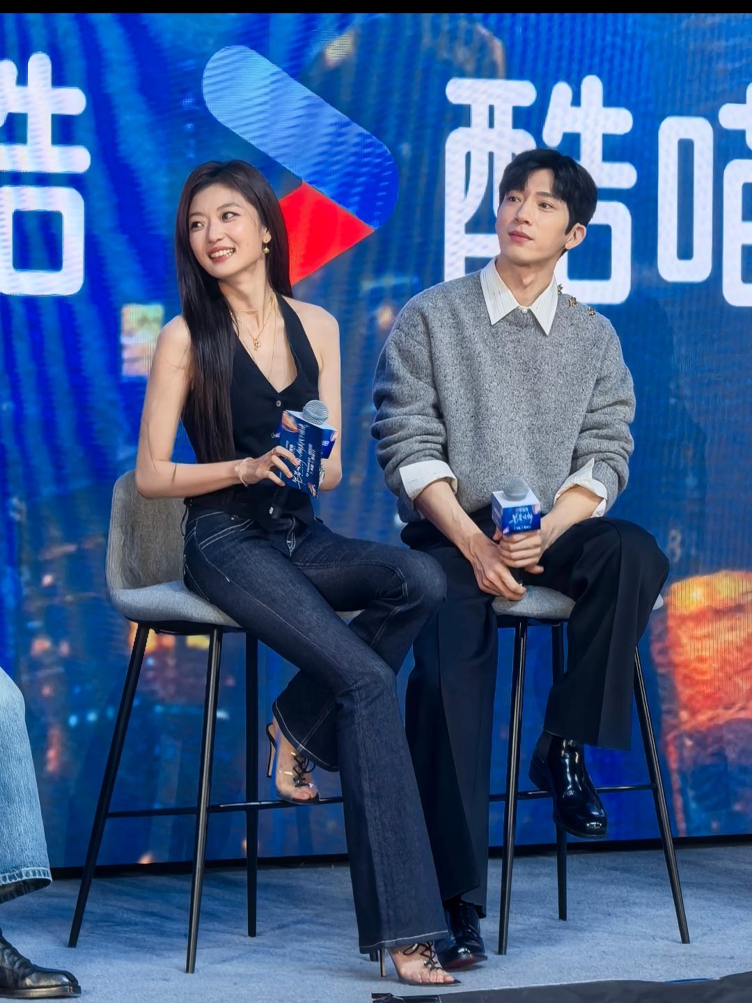 穿上高跟鞋竟然跟小井一样高了！主要是这体型真的是太绝了，她真的有股很不一样的气