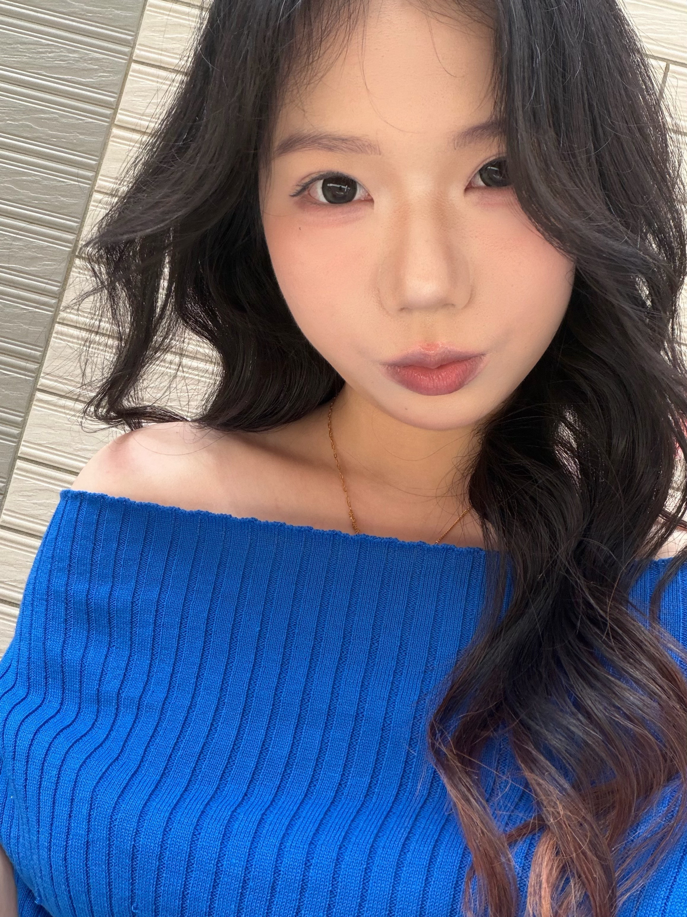 眼泪向下我向上