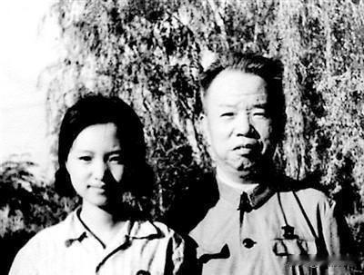 吵到拍桌子的军中争论，16年后大将主动认错中原突围胜利后，他与王树声会上发