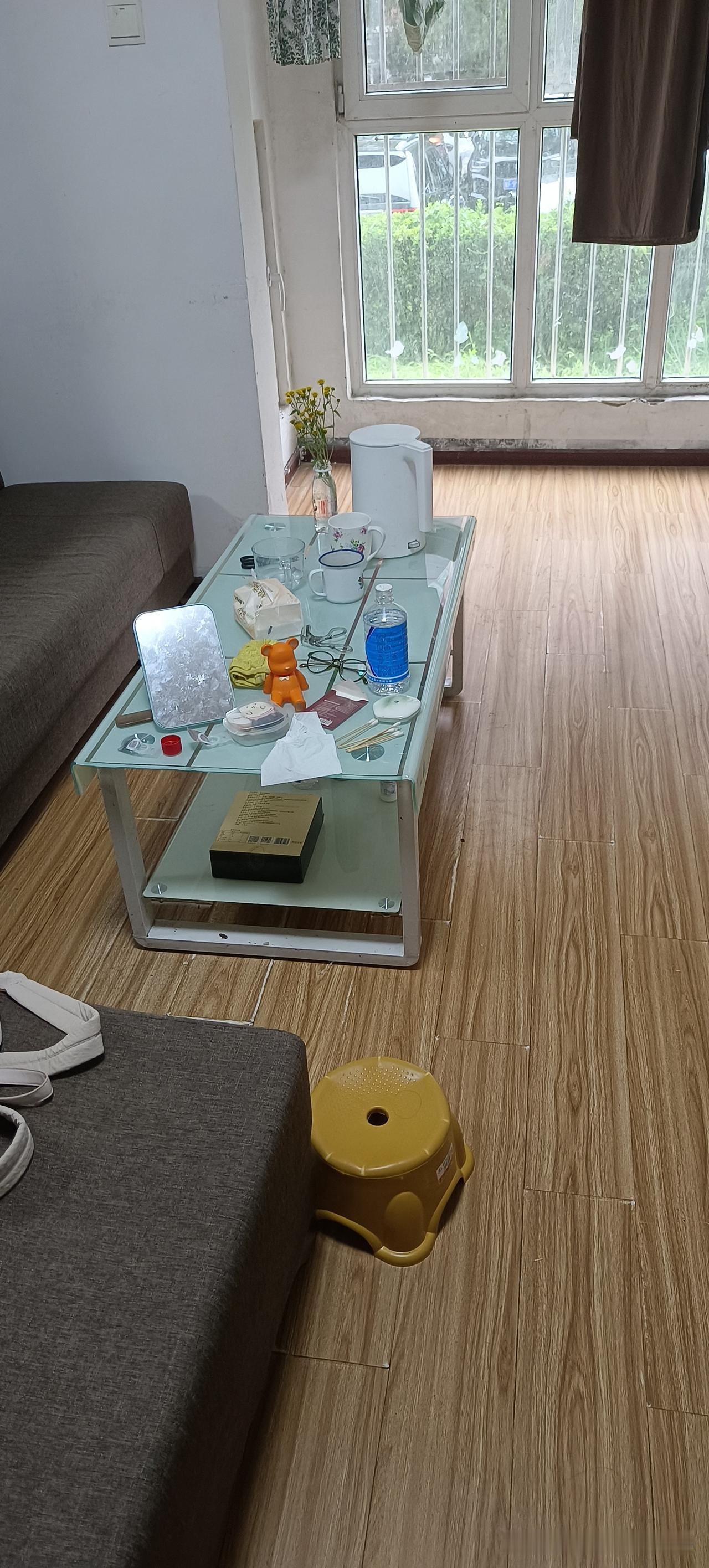 我终于明白当今的年轻人为什么不买房子，租房子住了？我终于明白现在的房价不管是一