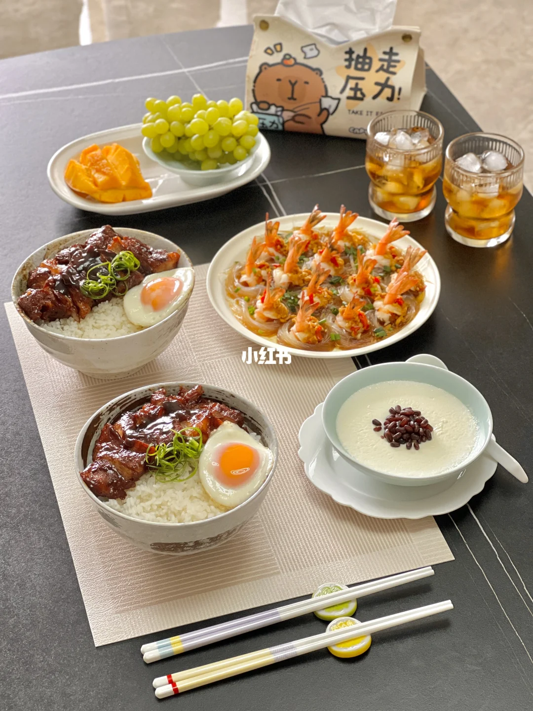 家里的茶餐厅