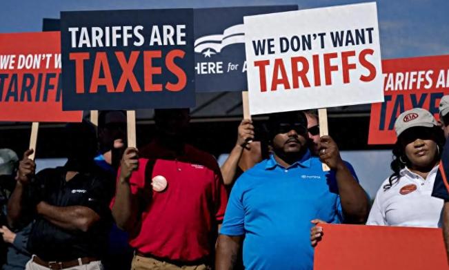 最近最打脸的事就得算纽约联邦储备银行刚出的分析报告，直接把美国政府之前吹的牛皮，