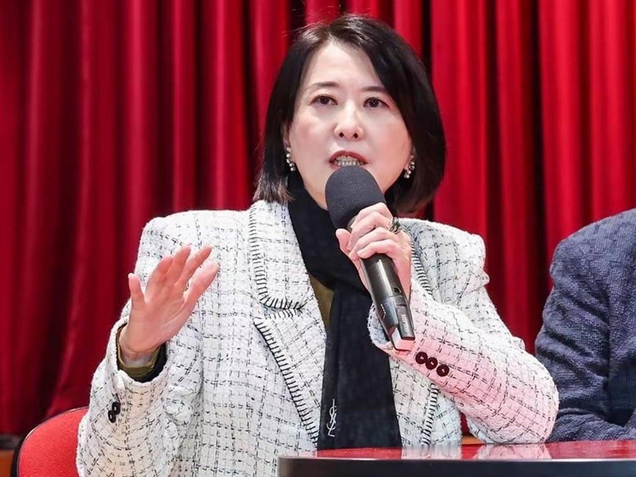 五位台北立委加入蒋万安竞办发言人团队，王鸿薇、徐巧芯今天火力全开齐轰沈伯洋“毒品