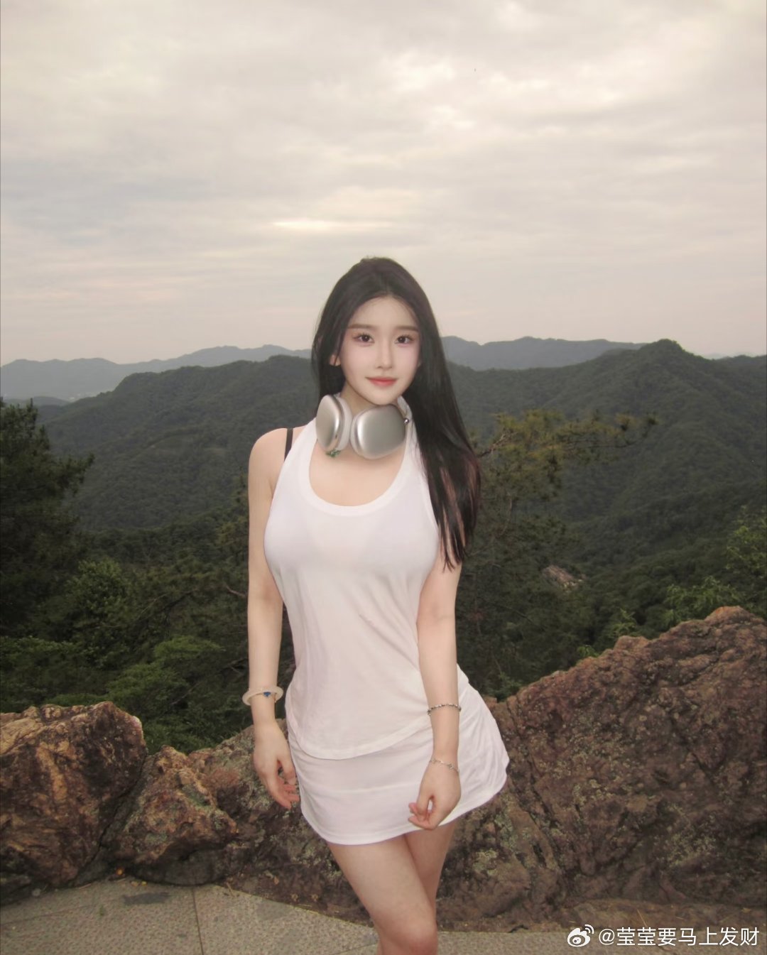 华为Atlas950超节点产业链受益标的三梯队梳理7月17日世界人工智能大会即将
