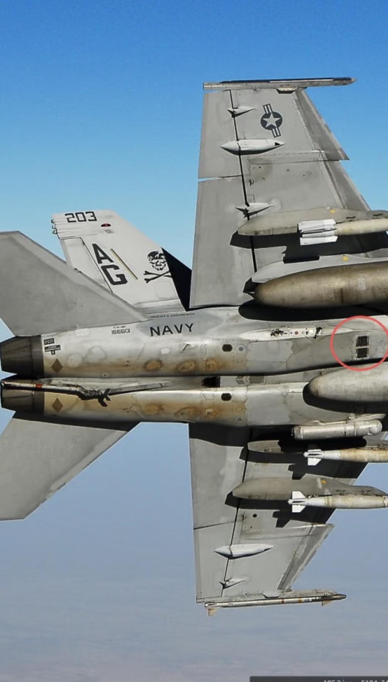 从来没见过这么脏的战机！