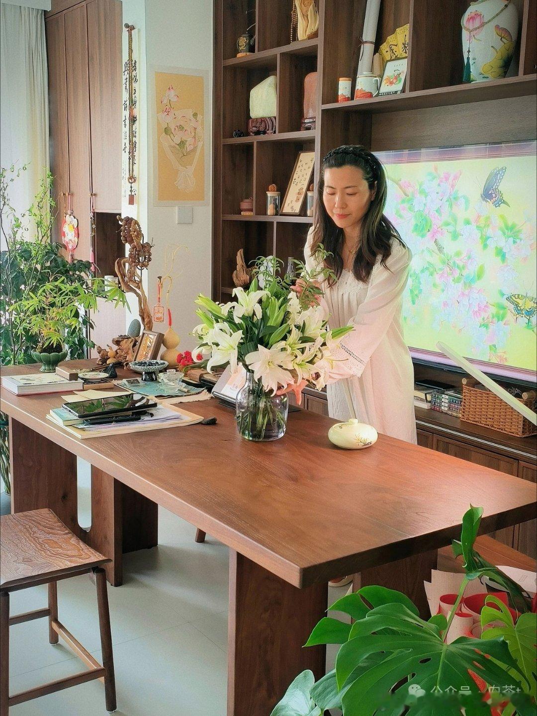 饭局五去、五不去：1、感恩局：帮过你的人请客，要去。2、亲情局：家里的长辈组局，