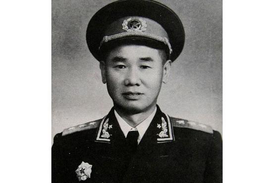 第二野战军五位杰出的战略家，三位战术家，分别是谁“1948年深秋，洛阳郊外的参