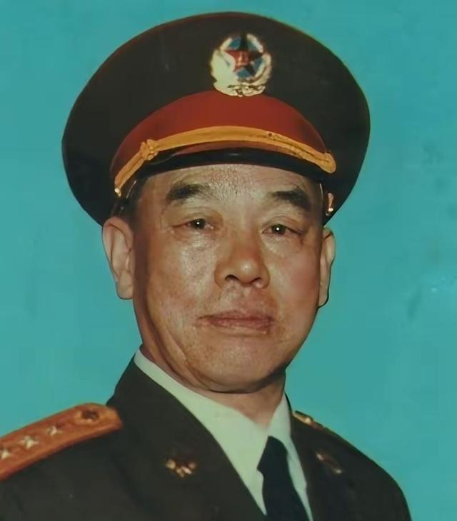 参加过铁原阻击战的63军三个师长徐信、张英辉、蔡长元，在1955年授衔时分别为大