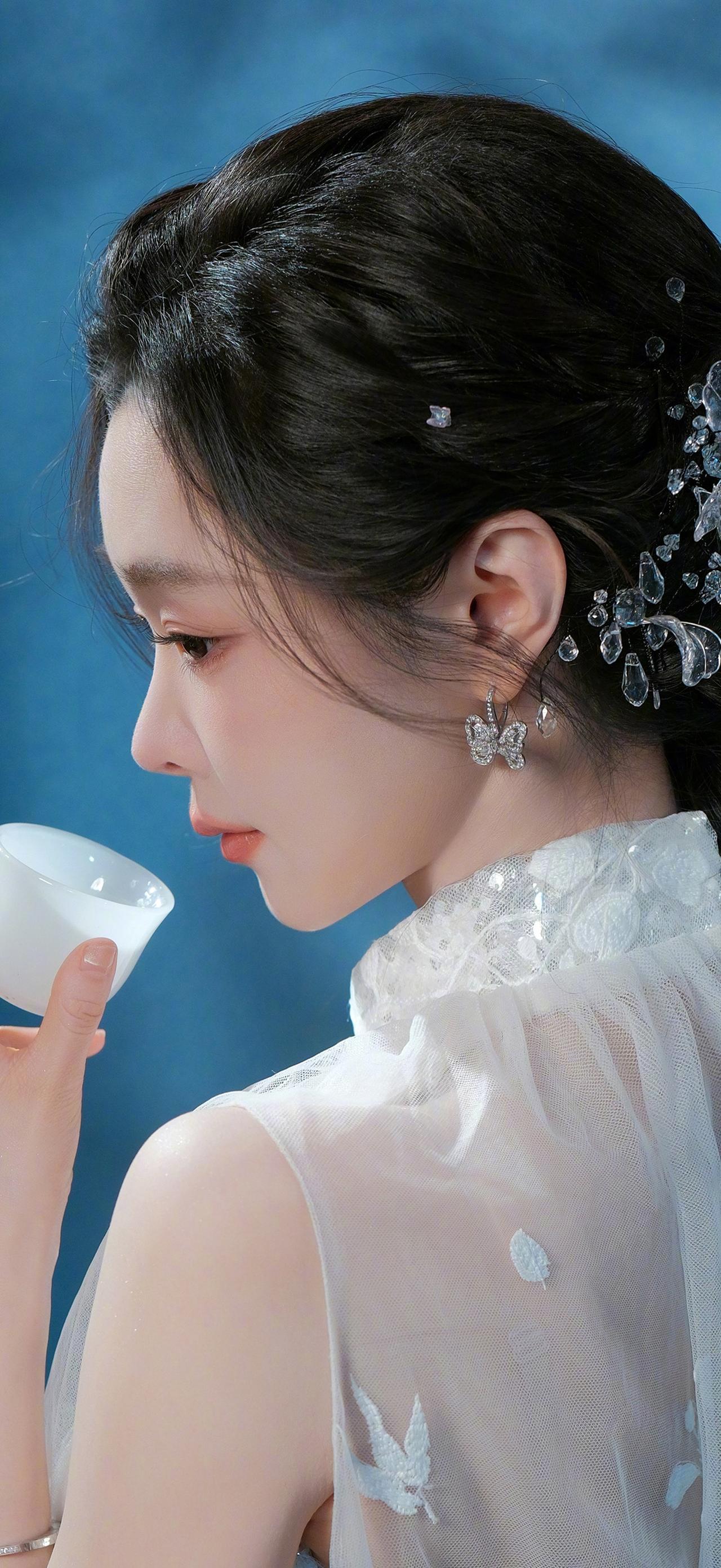 美女壁纸-第5881期-宋轶