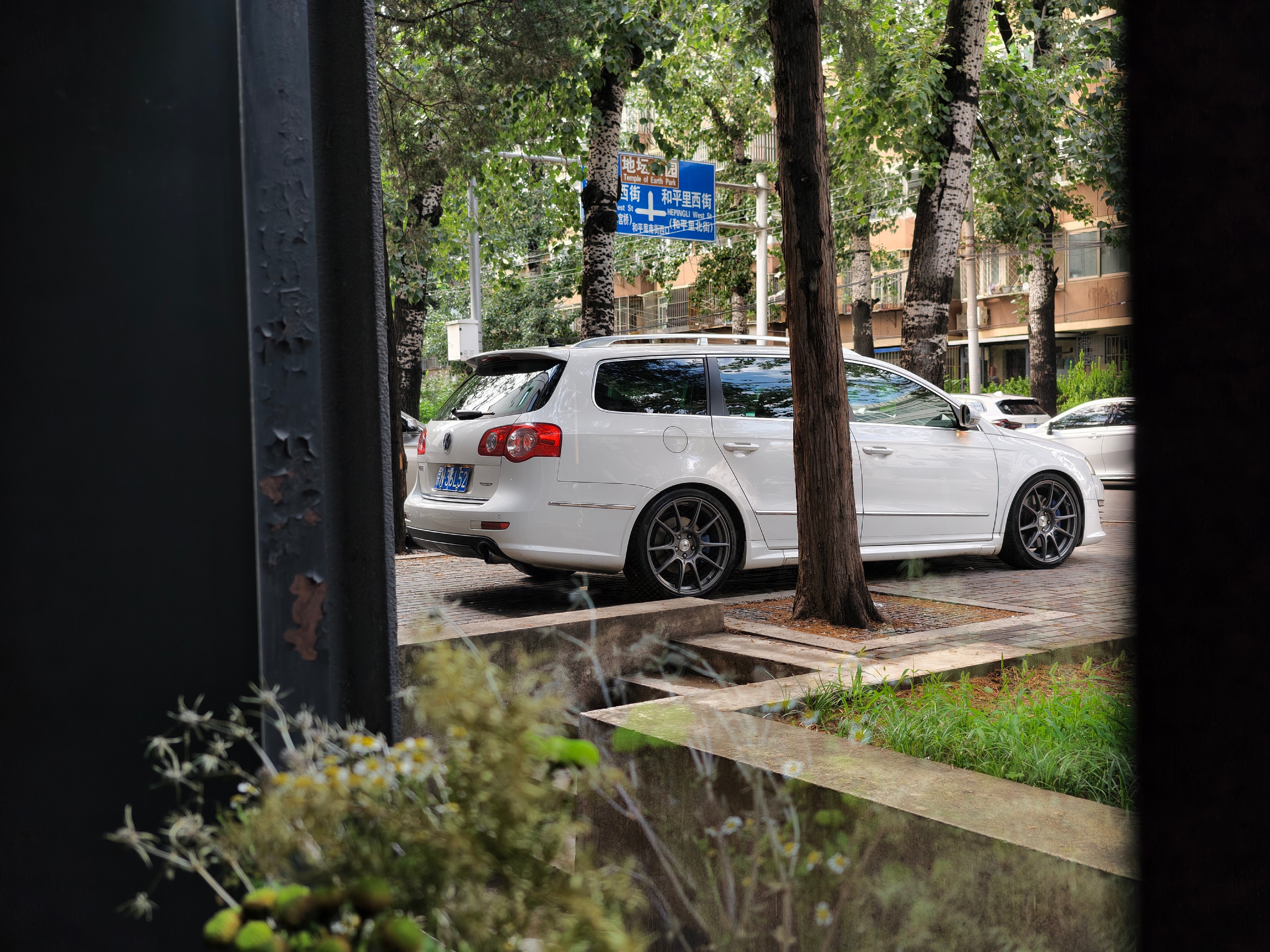 下完雨洗个车，顺便偶遇两个小可爱[doge]你的下一台车​​​