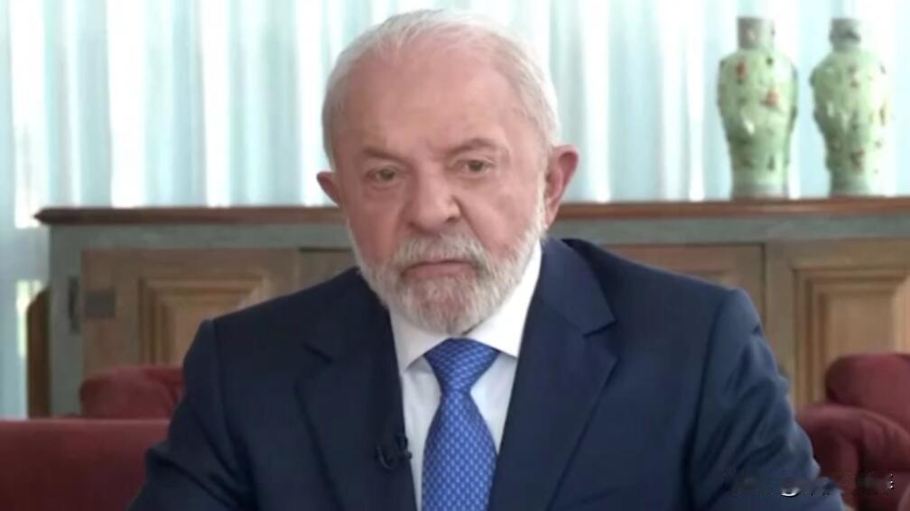 巴西总统卢拉携夫人于2026年2月21日15时41分（当地时间）乘专机抵达京畿道