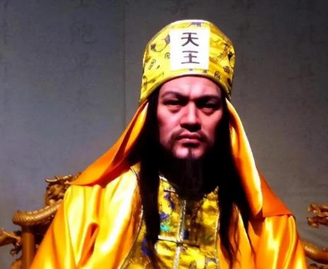 洪秀全生前有个让人瞠目结舌的怪癖——吃饭必须上"二十四牲"，鸡鸭鱼肉烹好之后，还