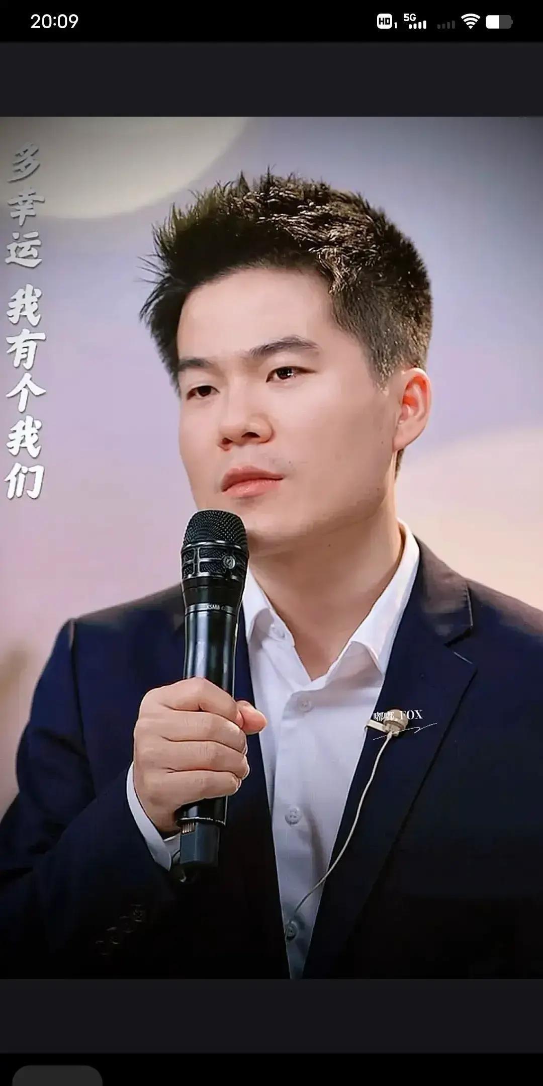 董宇辉离开东方甄选两年，把“与辉同行”干到230亿销售额，粉丝3800万，净利润