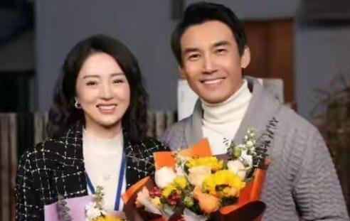 都2025年了，还在看“大团圆”？董璇和张铎，两个被生活揍趴下的人。一个公司