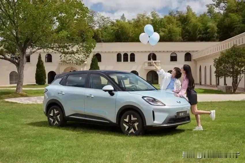 现在买车:50%的人——买混动车30%的人——买纯油车20%的人——买纯电