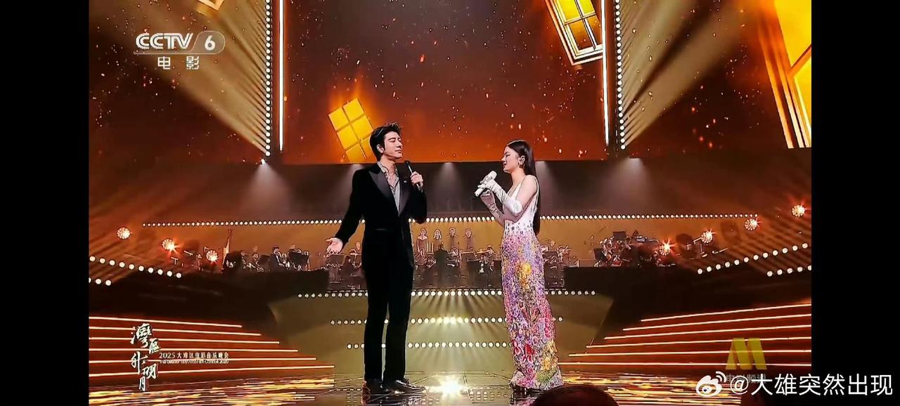2025湾区升明月：澳门夜，一曲唱尽三代人的月光你有没有想过，同一轮澳门的